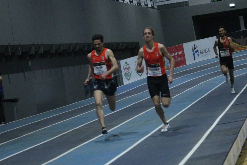 SC Braga 3º em masculinos no CN de Clubes em Pista Coberta